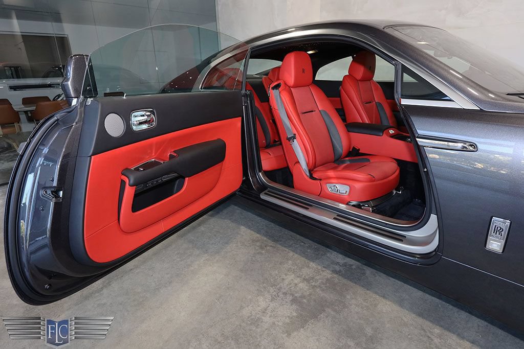 Used 2019 Rolls-Royce Wraith RWD image 16