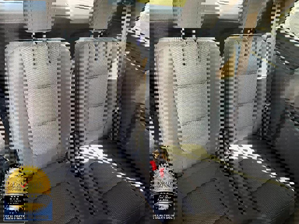 Used 2018 Ford Explorer XLT image 15