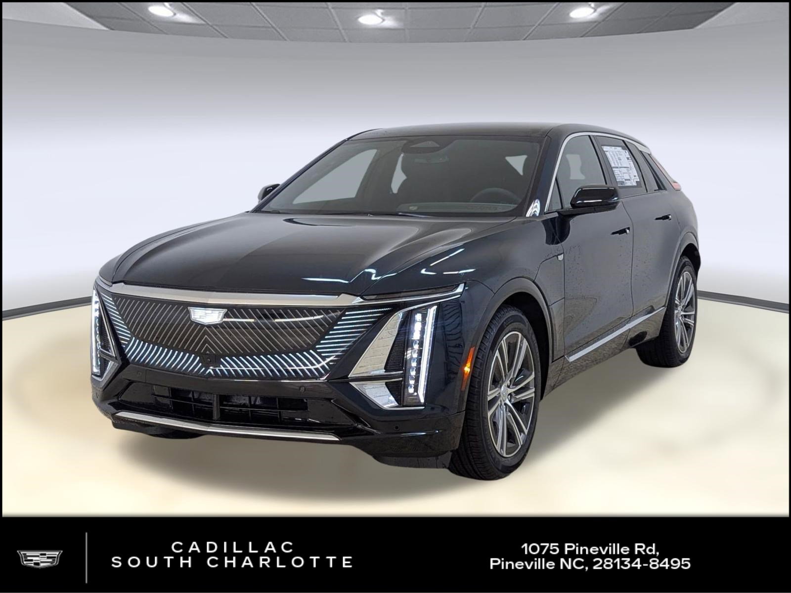 New 2026 Cadillac Lyriq Luxury w/ LPO, Floor Liner Package image 1