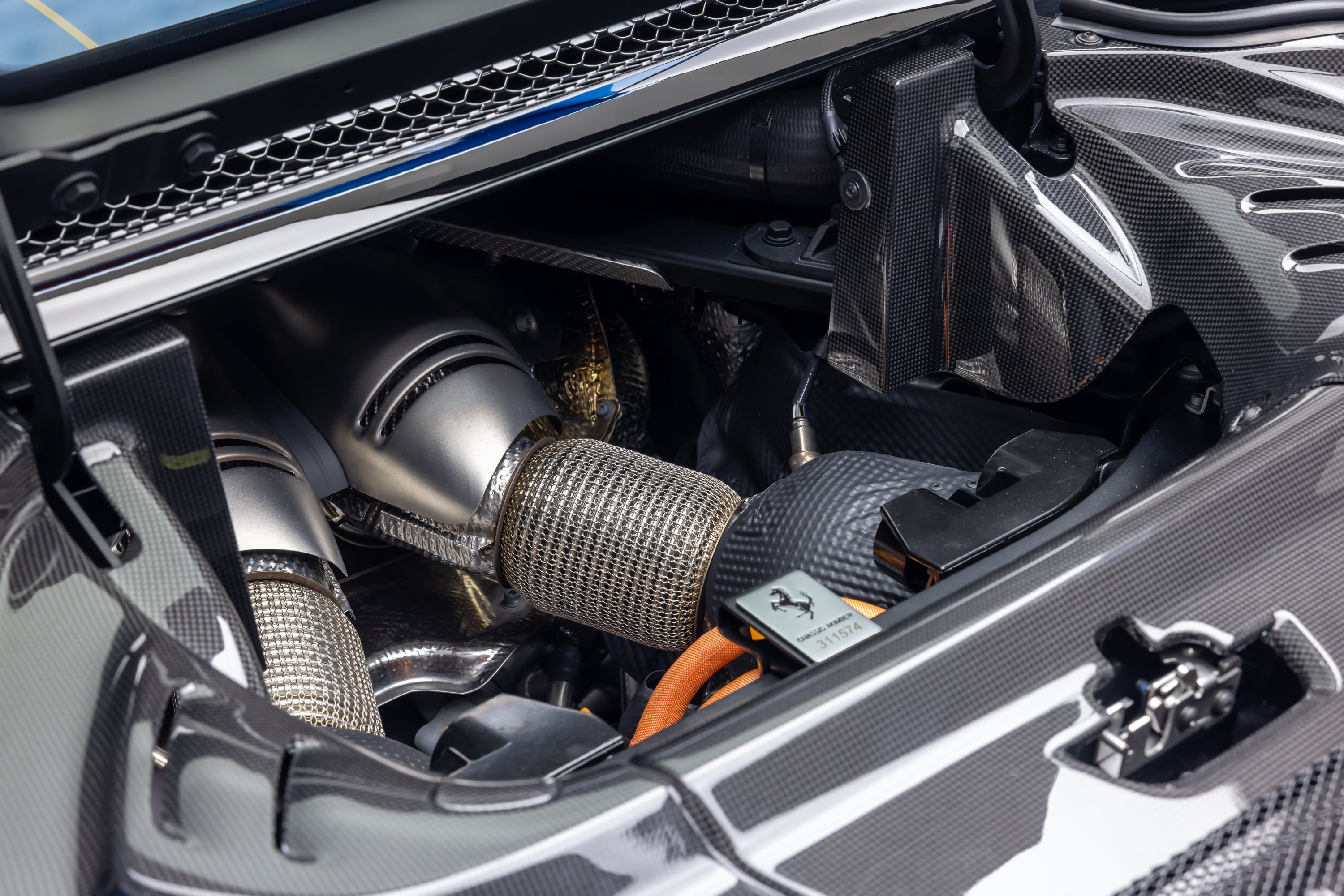 Used 2024 Ferrari 296 GTS RWD image 42