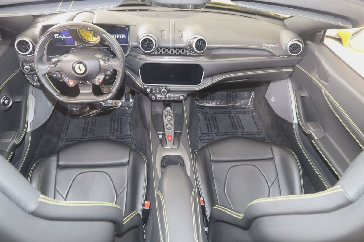 Used 2022 Ferrari Portofino M RWD image 45