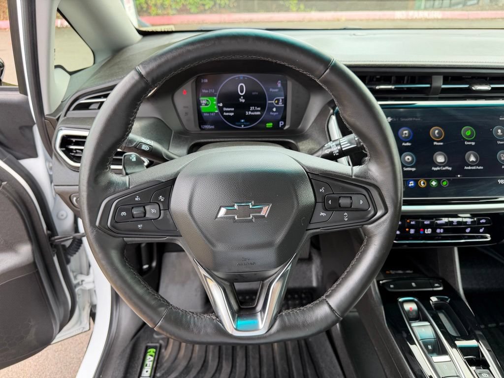 Used 2023 Chevrolet Bolt LT w/ Infotainment Package FWD image 20