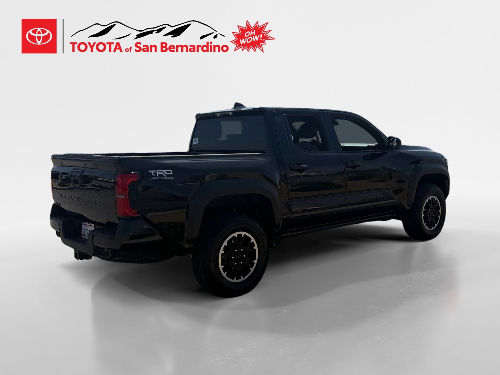 Certified 2025 Toyota Tacoma TRD Off-Road AWD/4WD image 5