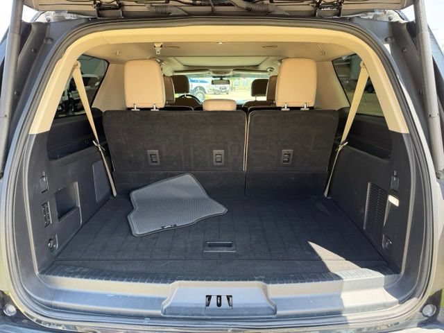 Used 2023 Ford Expedition Max Limited AWD/4WD image 7