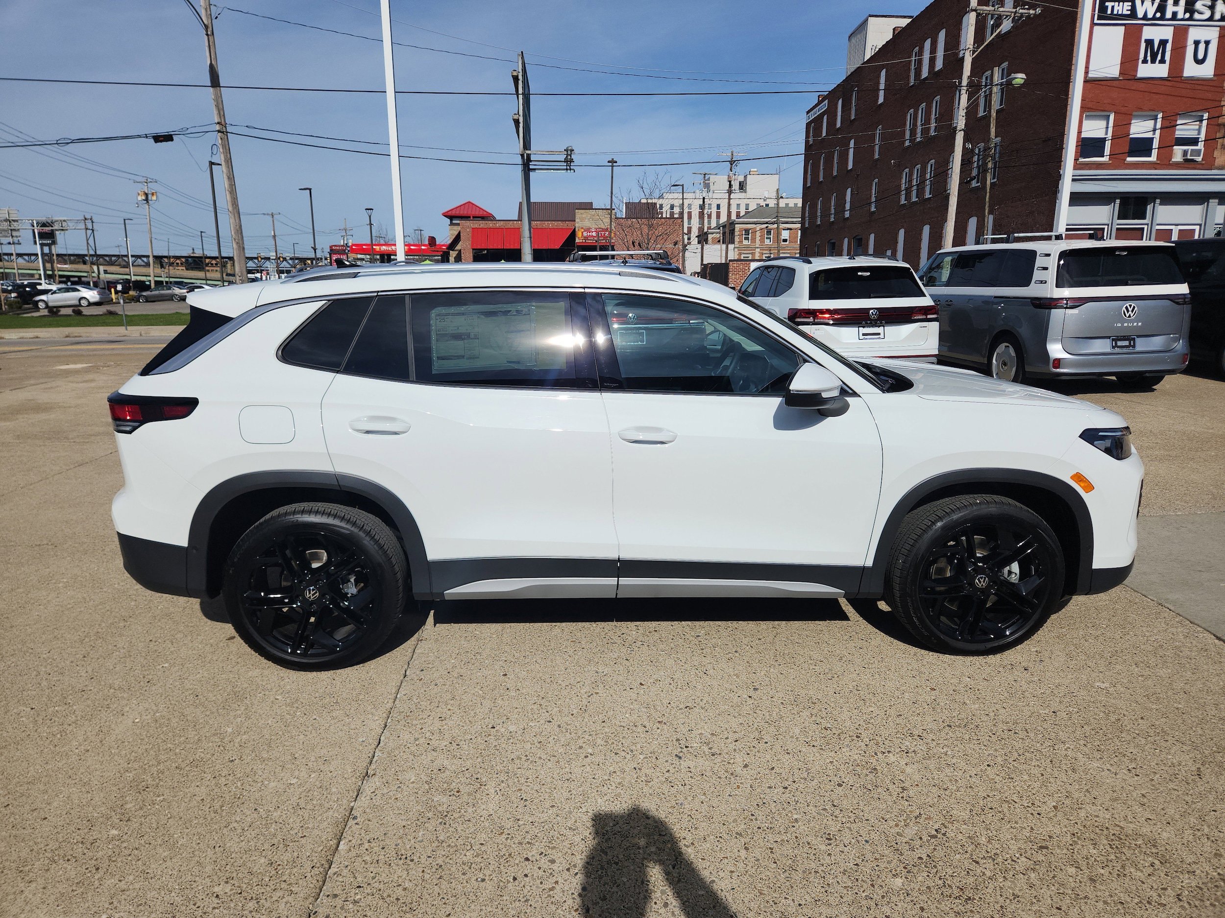 New 2026 Volkswagen Tiguan S AWD/4WD image 6