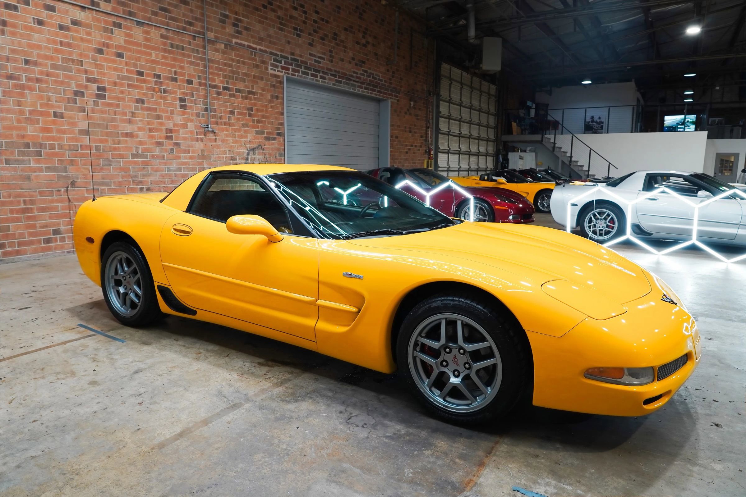 Used 2002 Chevrolet Corvette Z06 w/ Memory Pkg RWD image 2