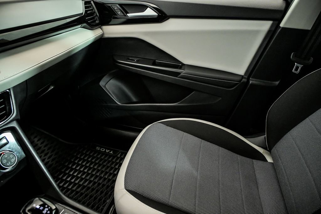 Used 2025 Volkswagen Taos S image 22