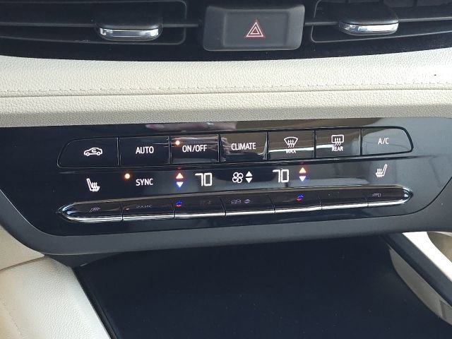 Used 2021 Buick Envision Essence w/ Technology Package I image 36