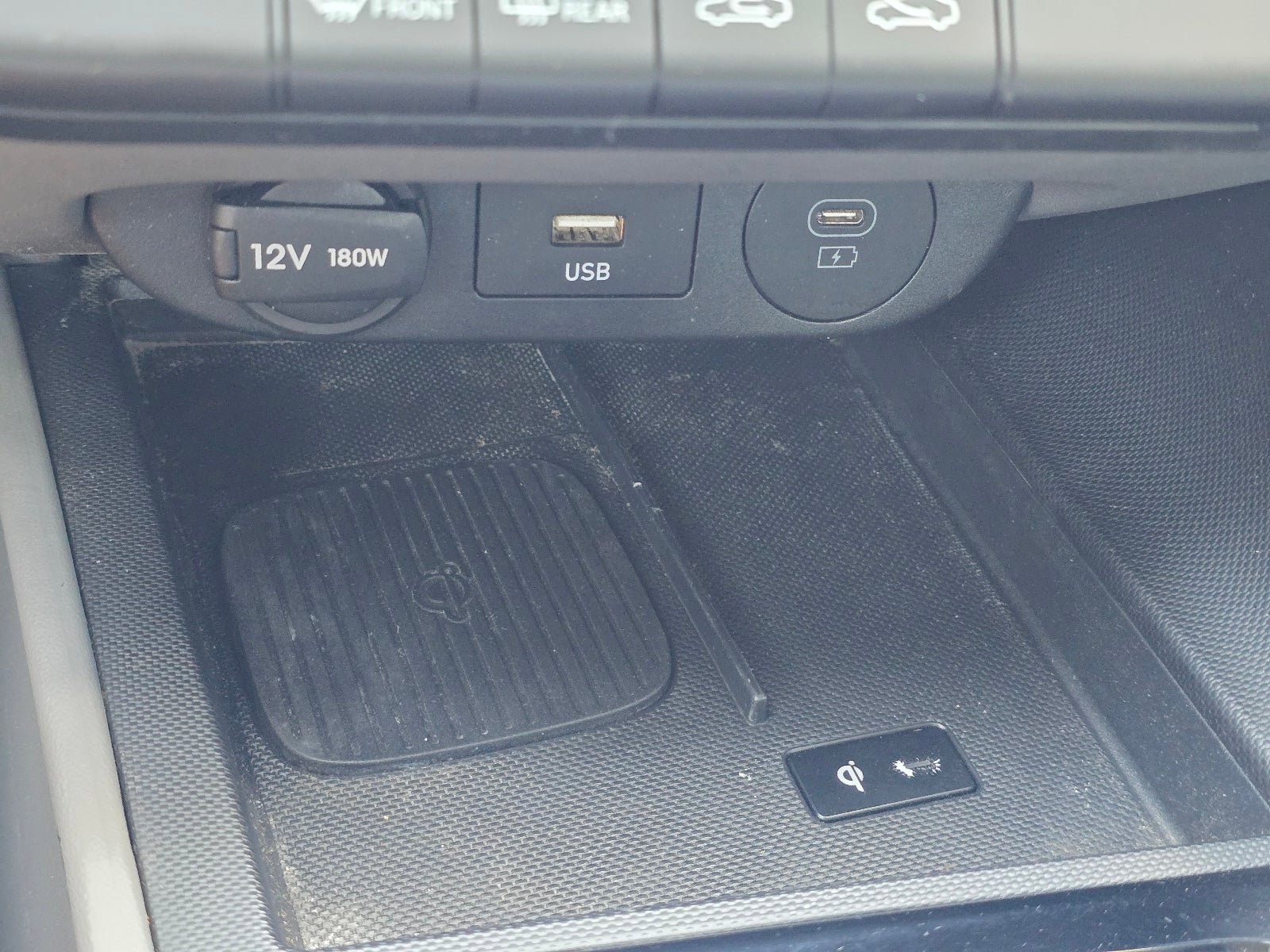 Certified 2025 Hyundai Elantra Sport image 20