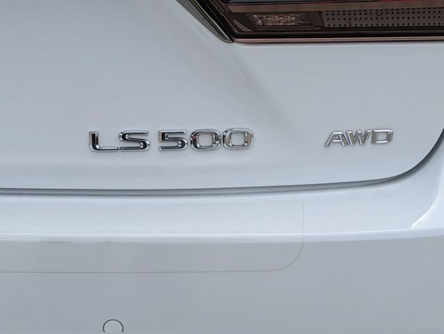 Used 2024 Lexus LS 500 F Sport AWD/4WD image 4
