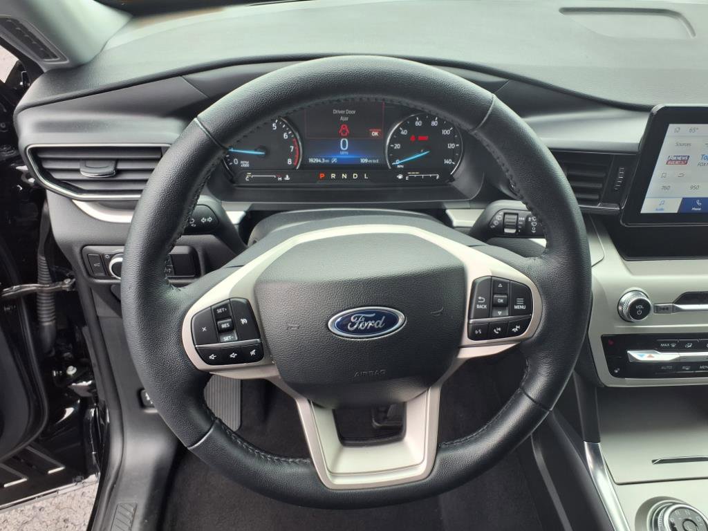 Used 2023 Ford Explorer XLT w/ Equipment Group 202A image 15