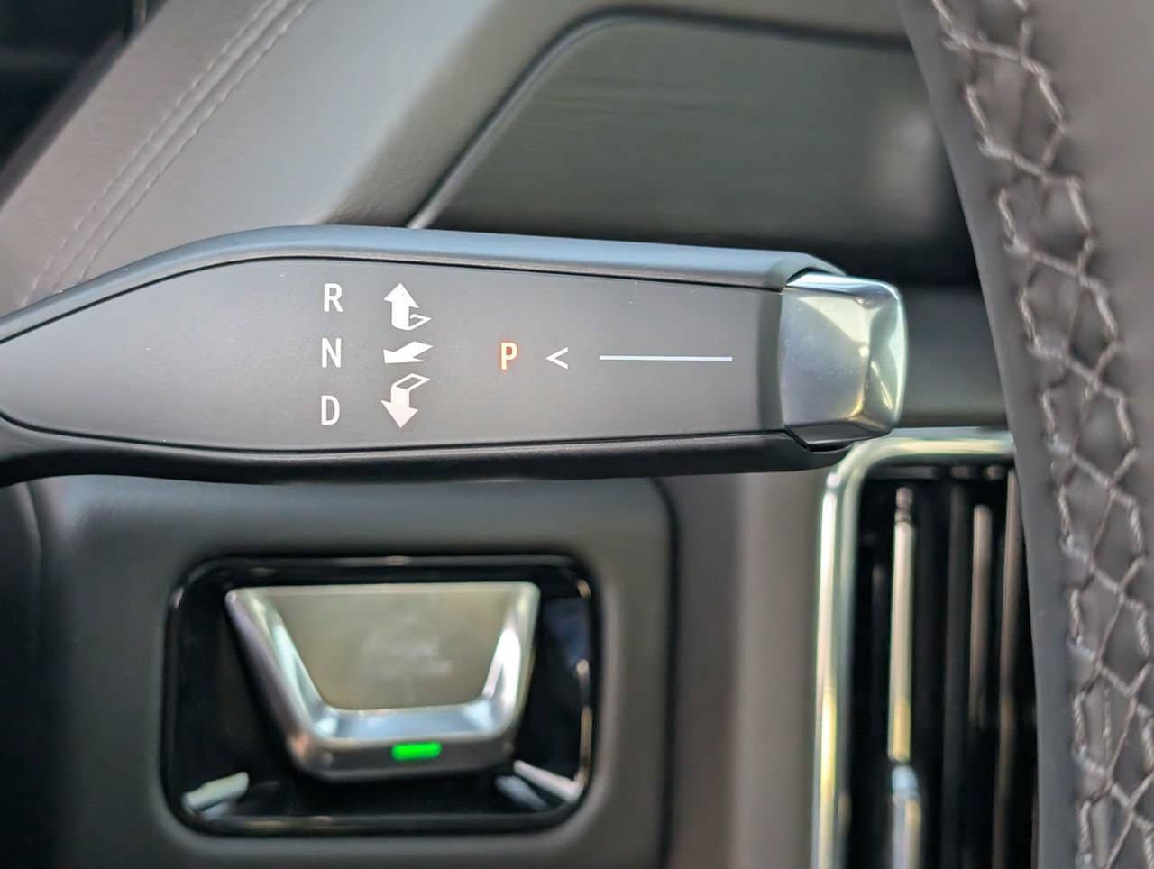 New 2026 GMC Yukon Denali w/ Sun & Power Step Package AWD/4WD image 16