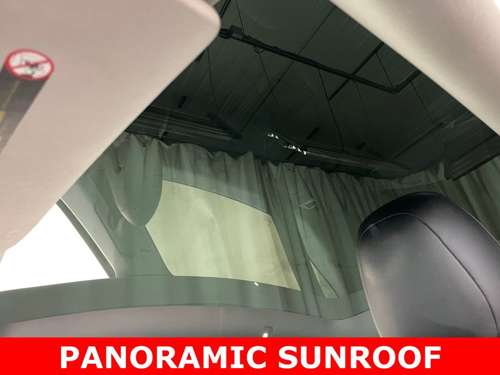 Used 2023 Tesla Model Y Long Range image 5