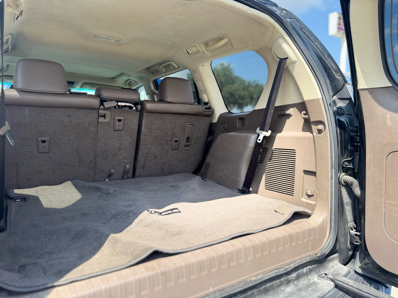Used 2018 Lexus GX 460 Premium w/ Premium Package image 26