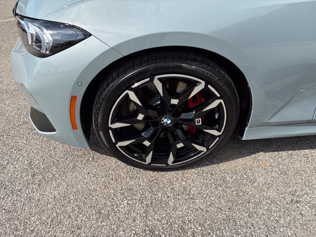New 2026 BMW 330i xDrive Sedan w/ M Sport Package AWD/4WD image 9