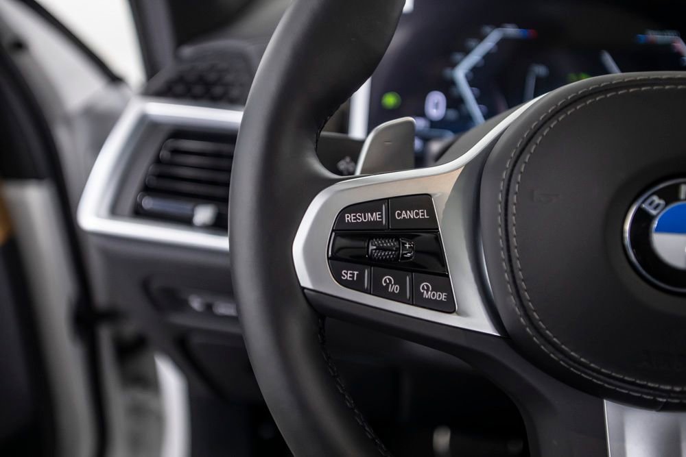 Used 2026 BMW X5 xDrive40i w/ M Sport Package image 39