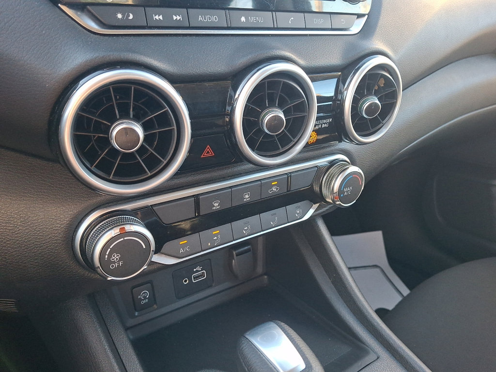 Used 2024 Nissan Sentra S FWD image 28