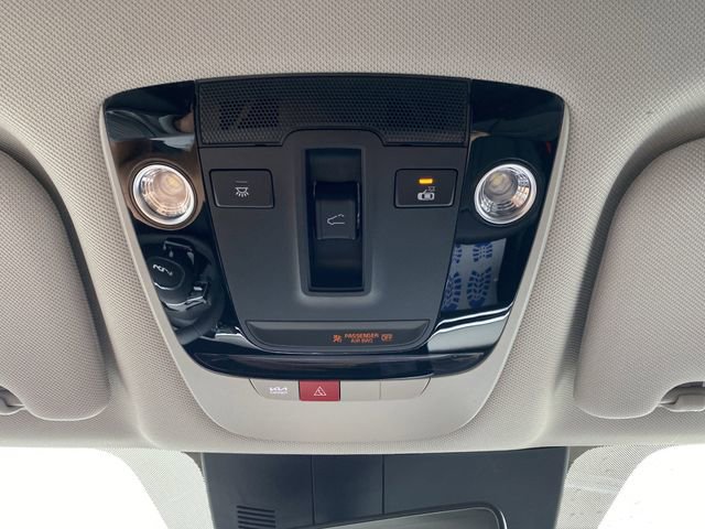 New 2025 Kia Sorento SX image 31