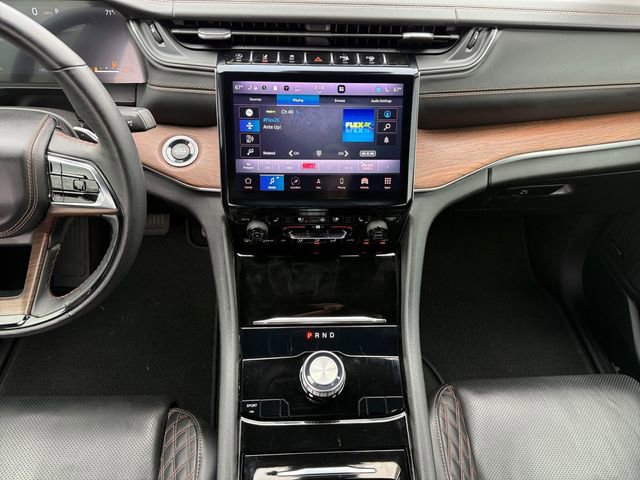 Used 2023 Jeep Grand Cherokee L Summit image 11