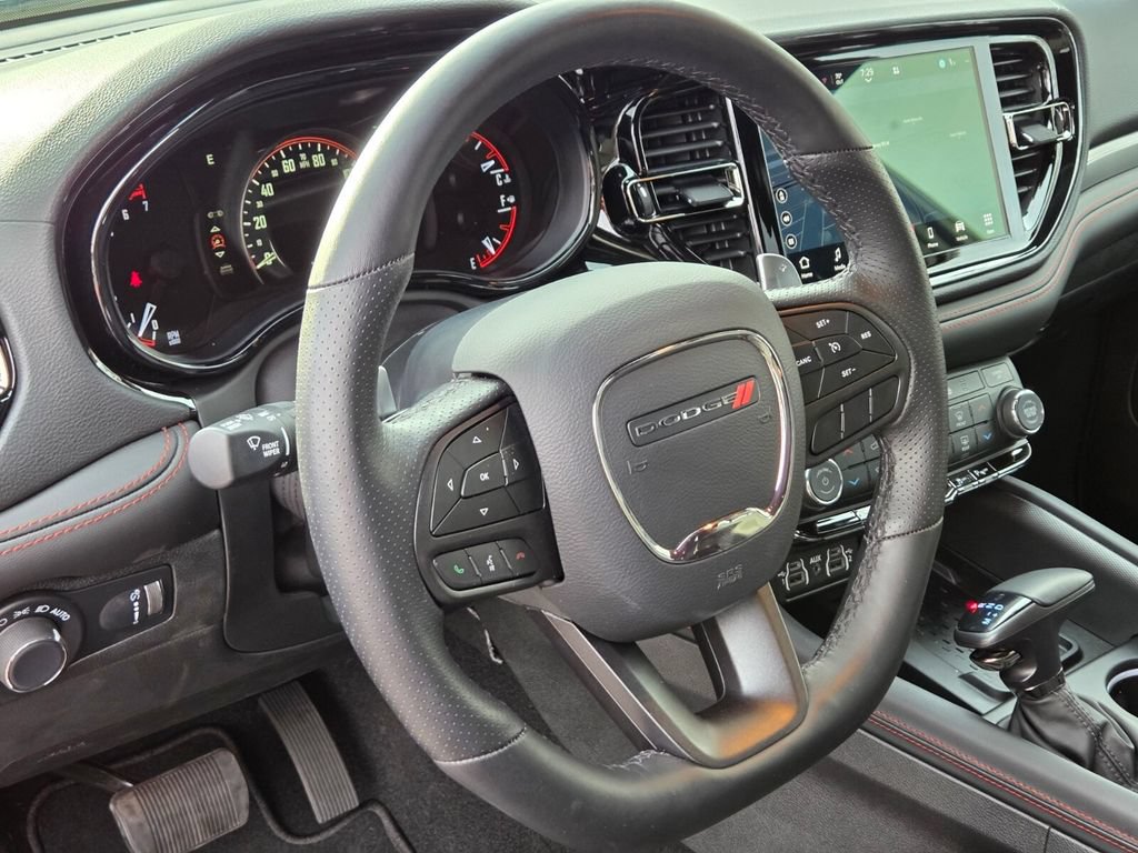 Used 2025 Dodge Durango R/T w/ Blacktop Package AWD/4WD image 24
