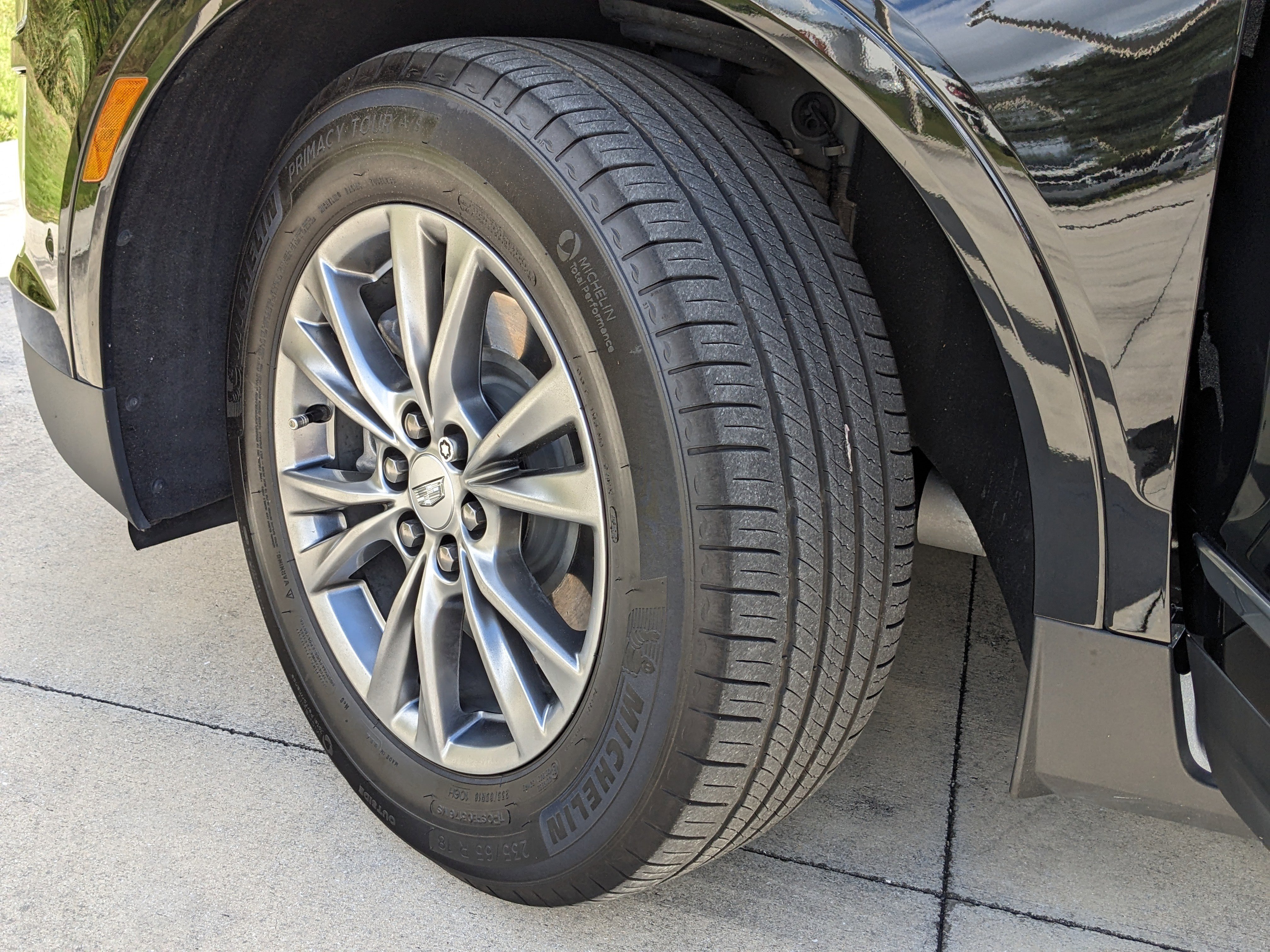 Certified 2022 Cadillac XT5 Premium Luxury w/ Technology Package image 37