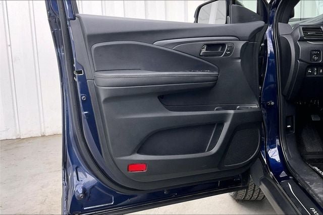 Certified 2024 Honda Passport EX-L image 21