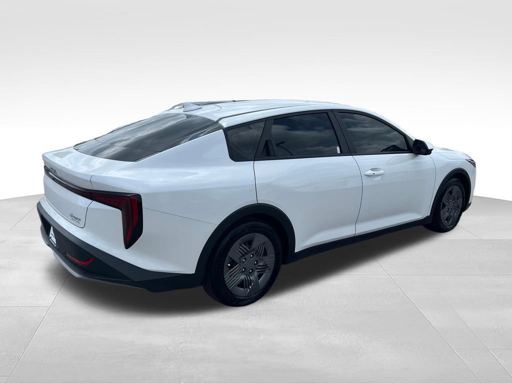 Certified 2025 Kia K4 FWD image 5
