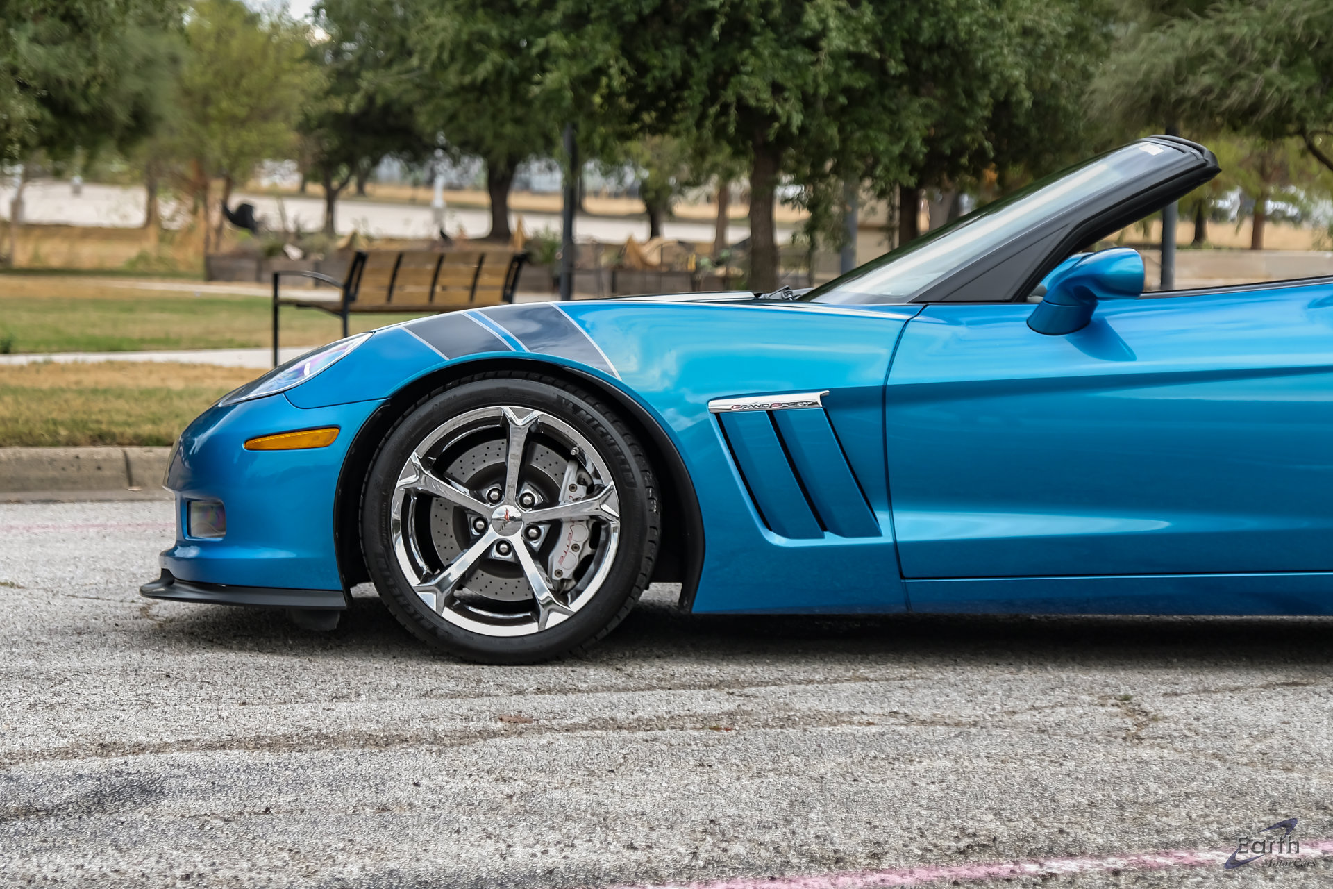 Used 2011 Chevrolet Corvette Grand Sport w/ Preferred Equipment Group RWD image 9