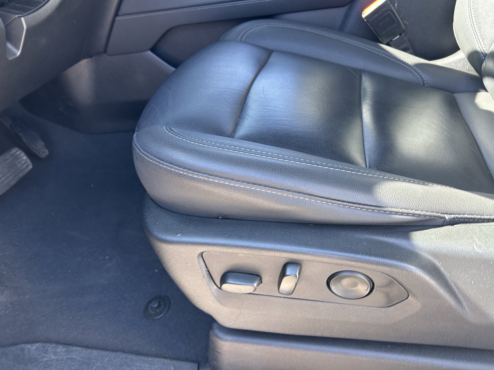Certified 2024 Chevrolet Tahoe LT RWD image 10