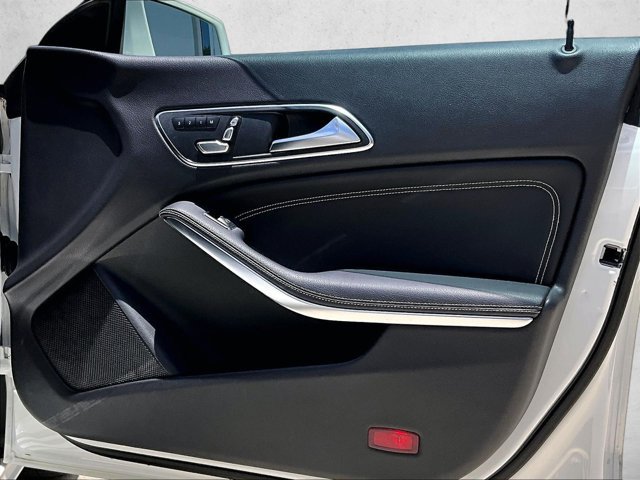 Used 2019 Mercedes-Benz CLA 250 image 19