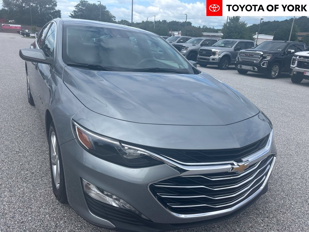 Used 2024 Chevrolet Malibu LT FWD image 1