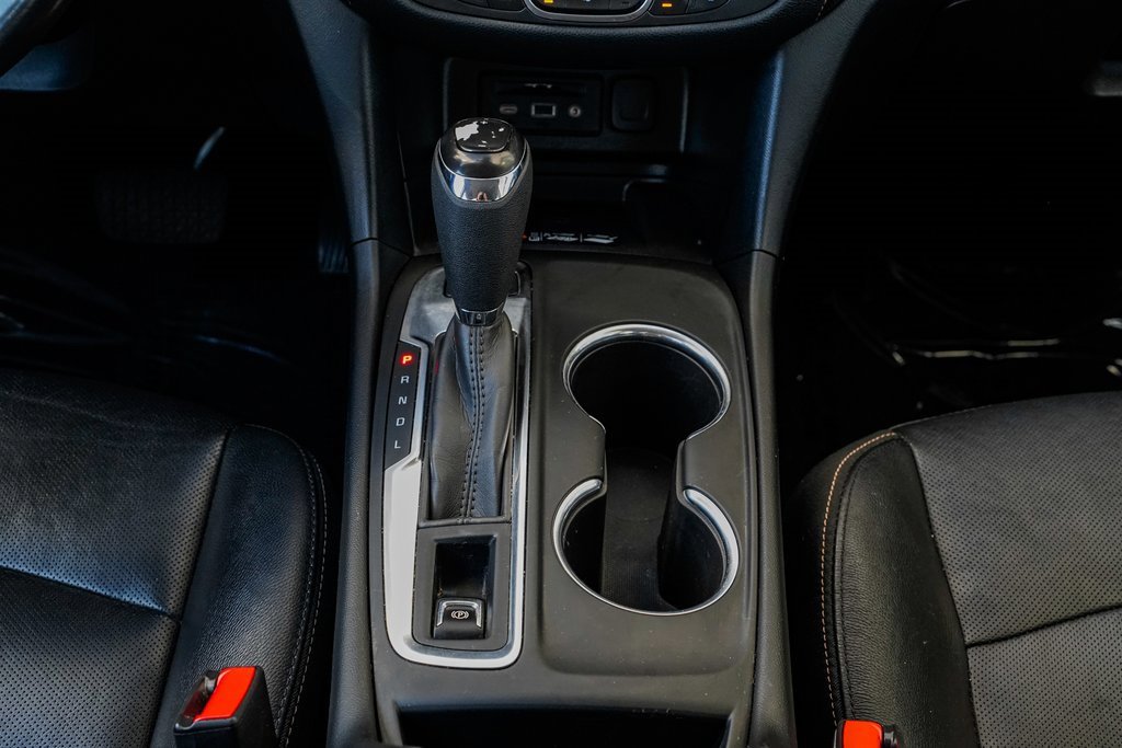 Used 2020 Chevrolet Equinox Premier w/ Premier Redline Edition image 13