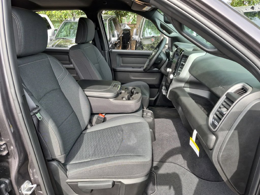 New 2026 RAM 3500 Tradesman AWD/4WD image 17
