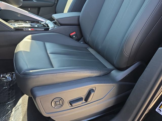 Used 2025 Audi Q5 Premium w/ Convenience Package AWD/4WD image 32