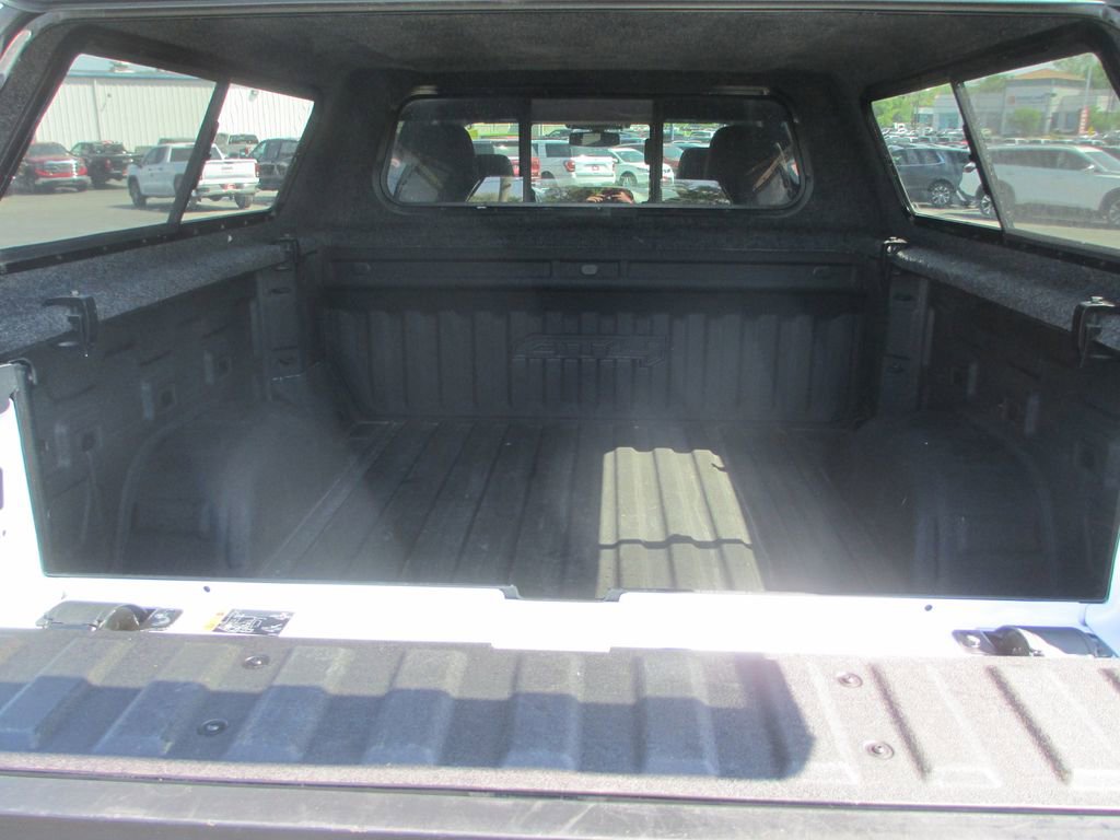 Used 2021 GMC Sierra 1500 AT4 w/ AT4 Preferred Package AWD/4WD image 8