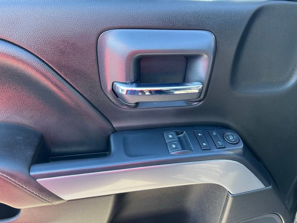 Used 2018 Chevrolet Silverado 1500 LT w/ LT Convenience Package image 14