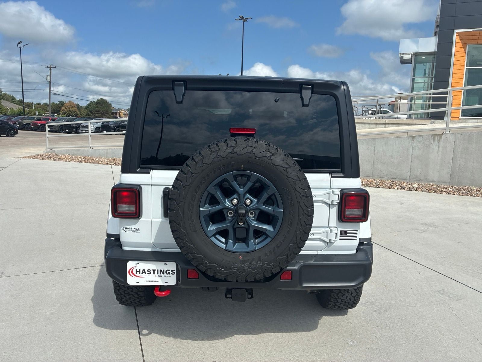 New 2026 Jeep Wrangler Unlimited Sport w/ Dual Top Group AWD/4WD image 4