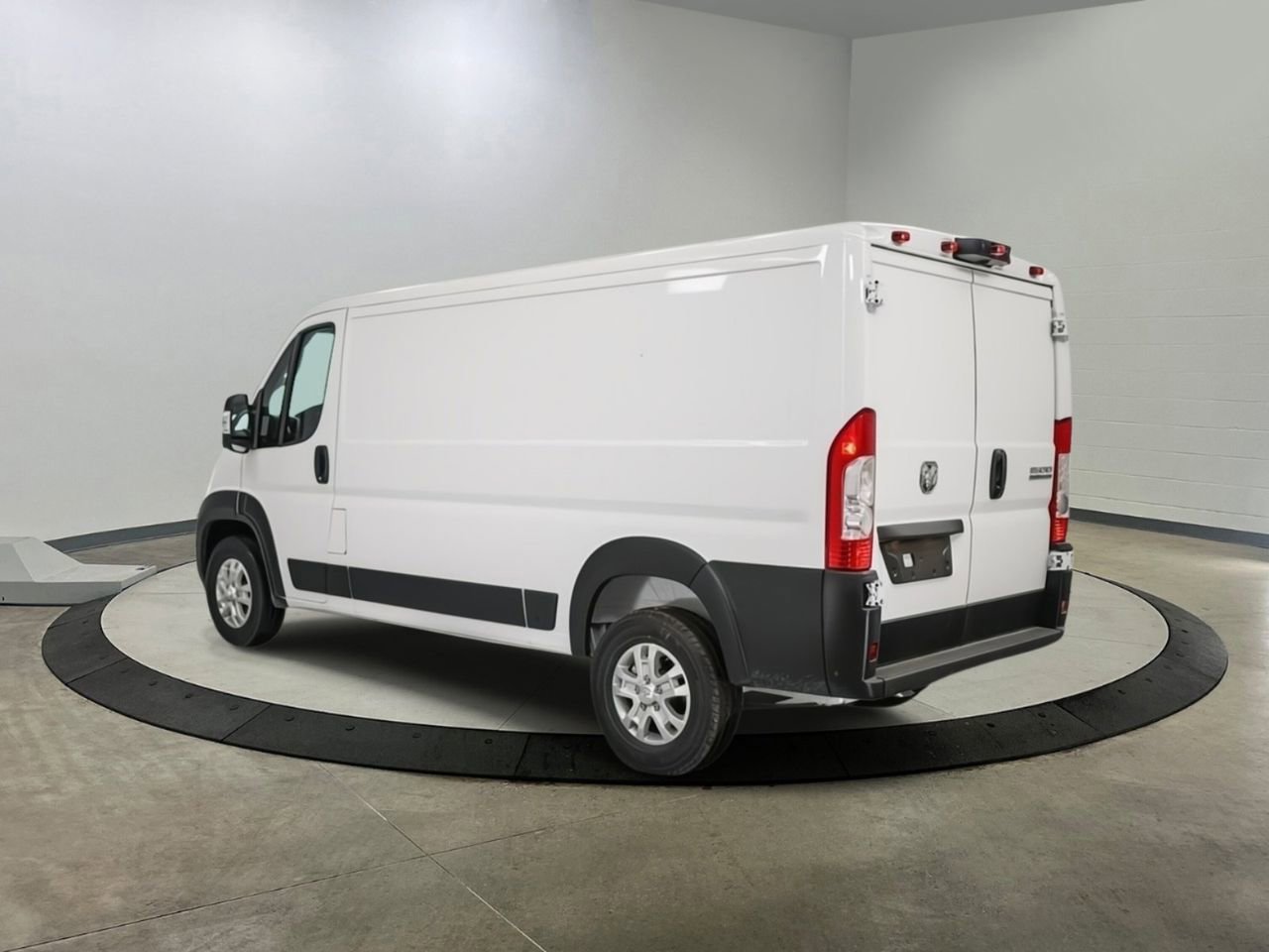 Used 2024 RAM ProMaster 1500 w/ Quick Order Package 22H SLT+ FWD image 7