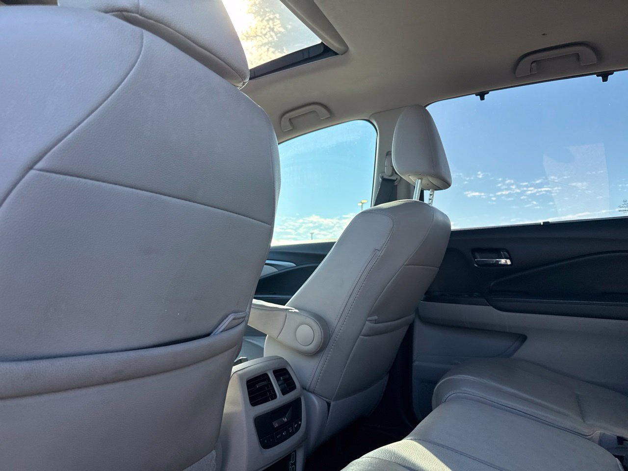 Used 2021 Honda Pilot EX-L image 42