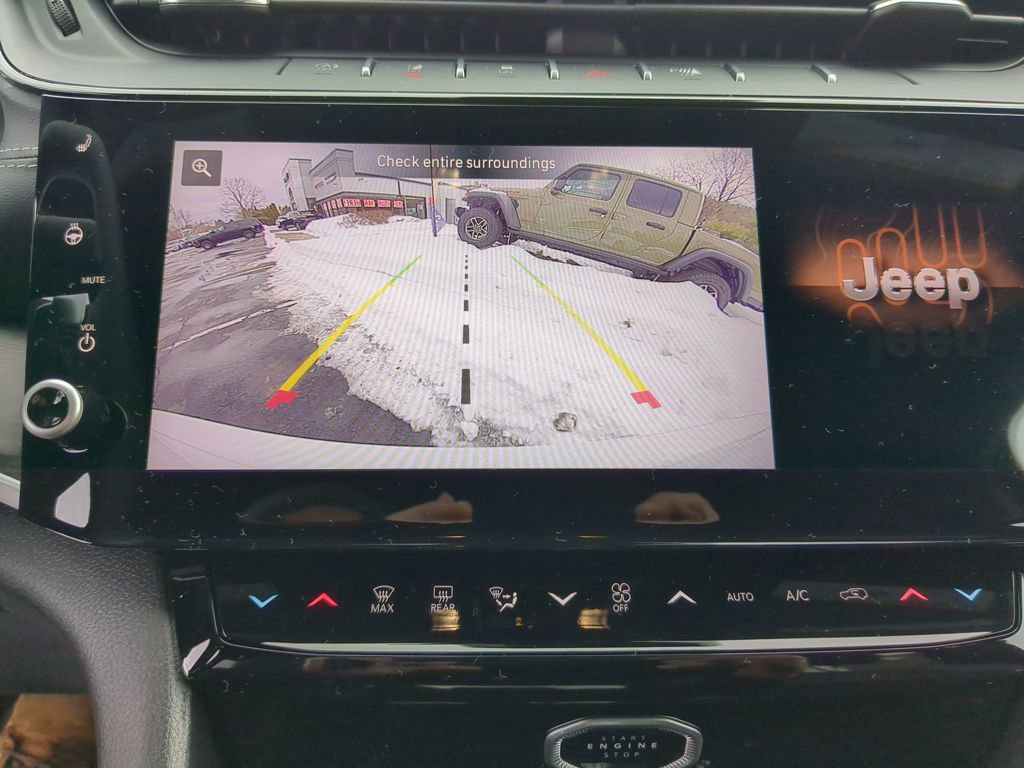 New 2026 Jeep Grand Cherokee Altitude image 26