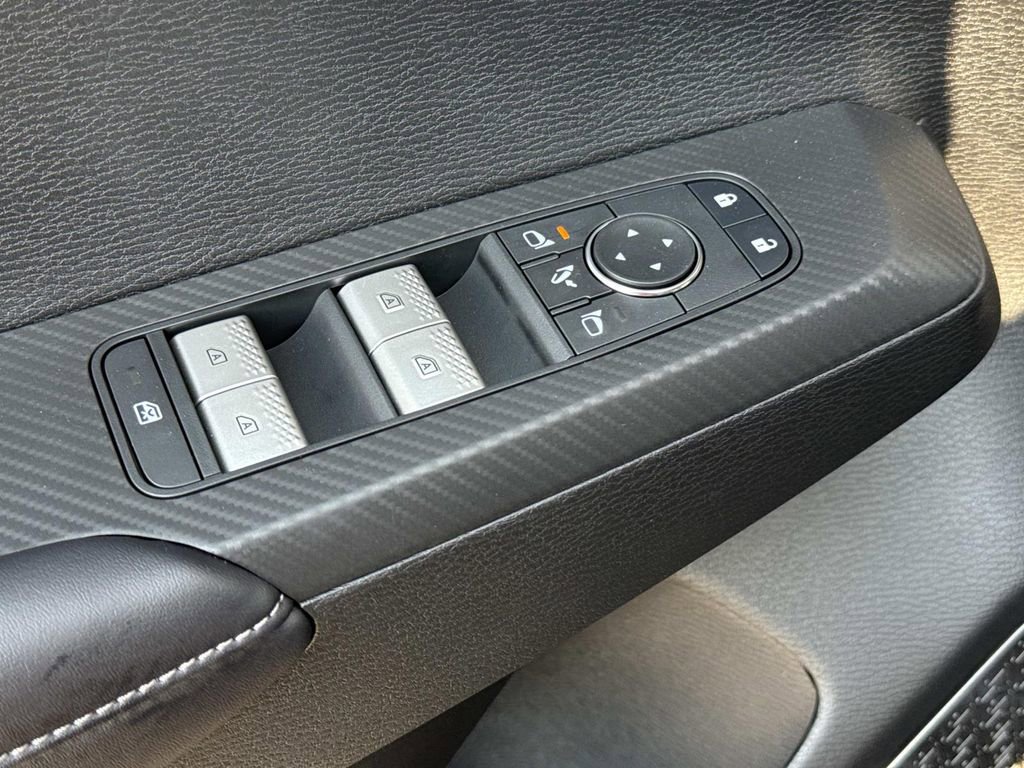 New 2026 Mitsubishi Outlander SE image 19