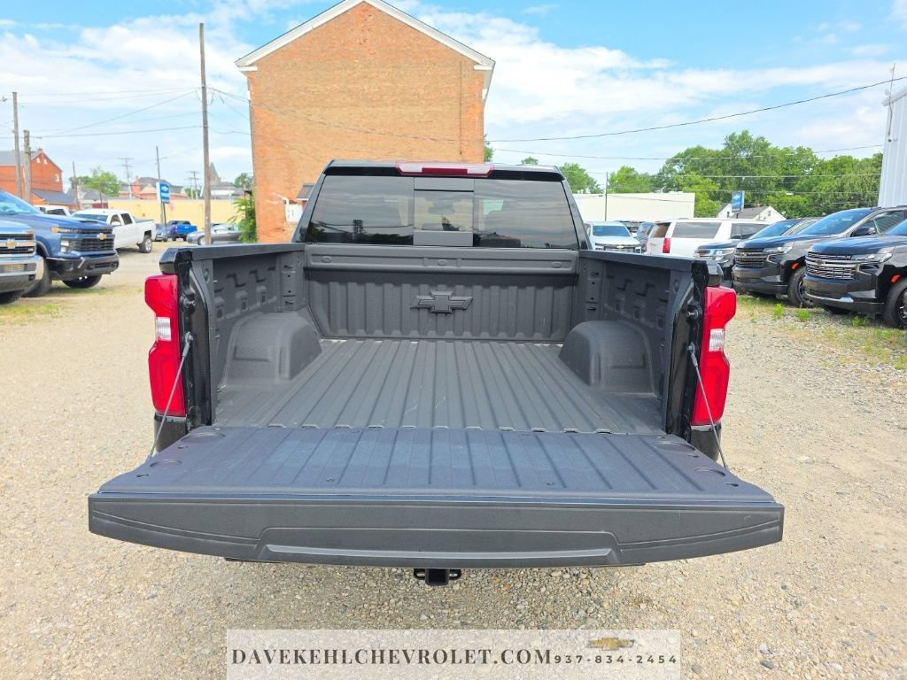 Used 2025 Chevrolet Silverado 1500 LT Trail Boss w/ LT Trail Boss Premium Package AWD/4WD image 35