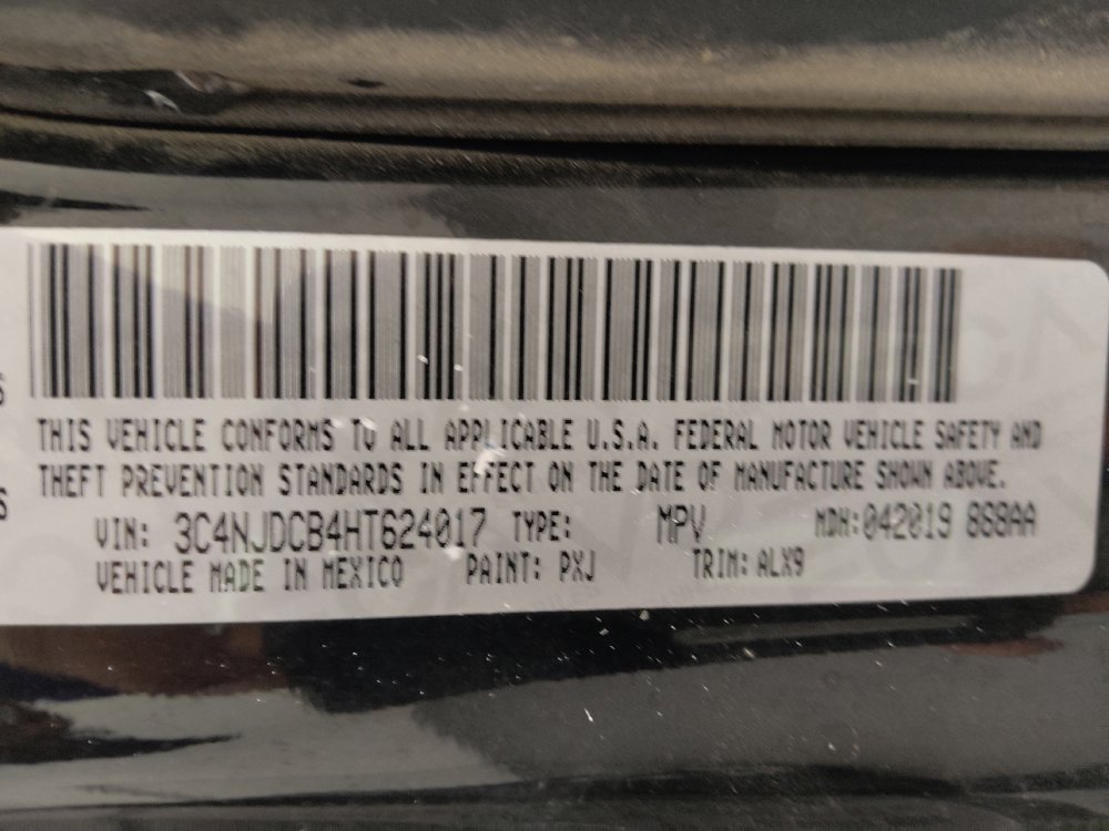 Used 2017 Jeep Compass Limited AWD/4WD image 33