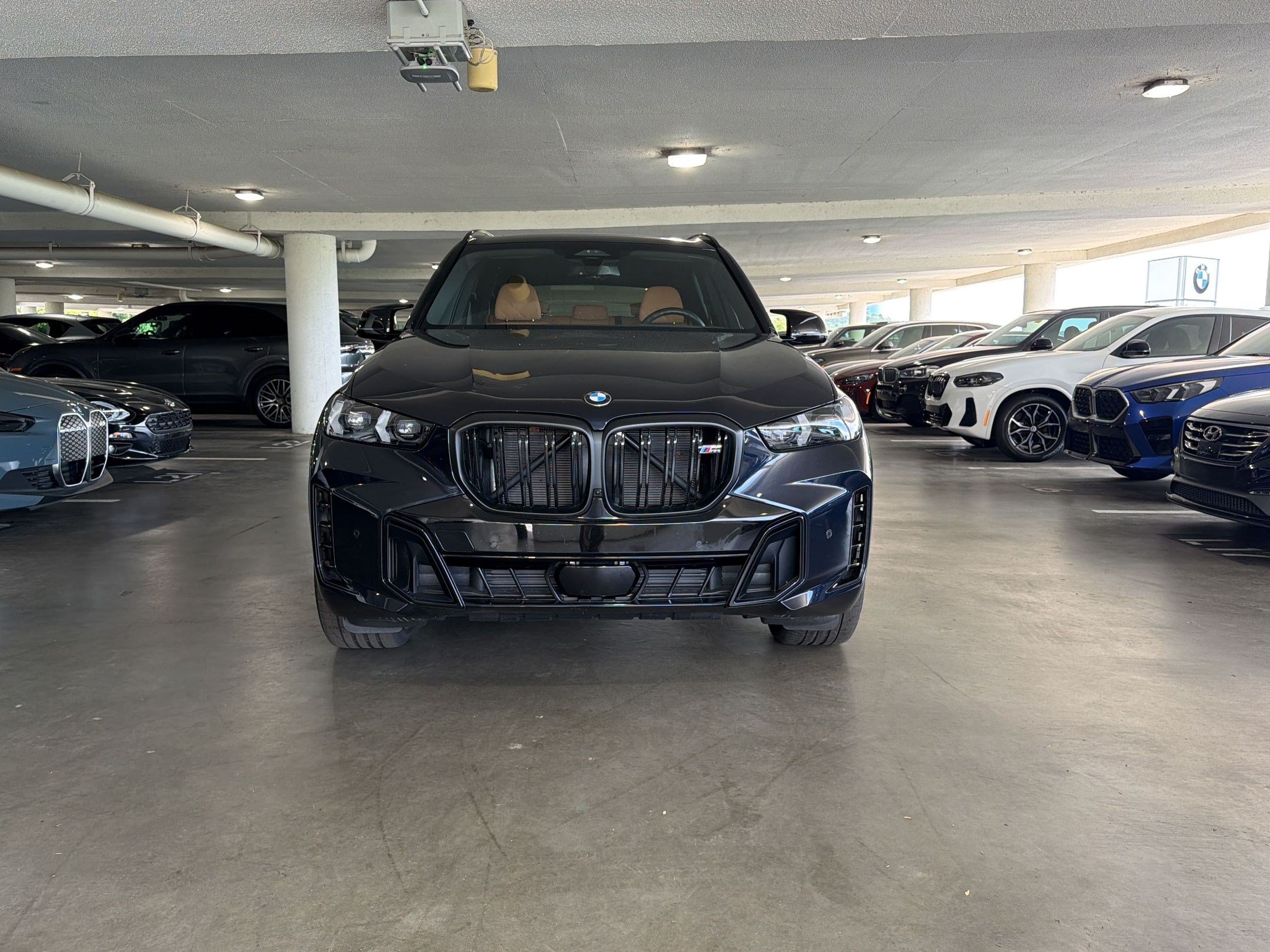 Certified 2025 BMW X5 M60i w/ Executive Package AWD/4WD image 5