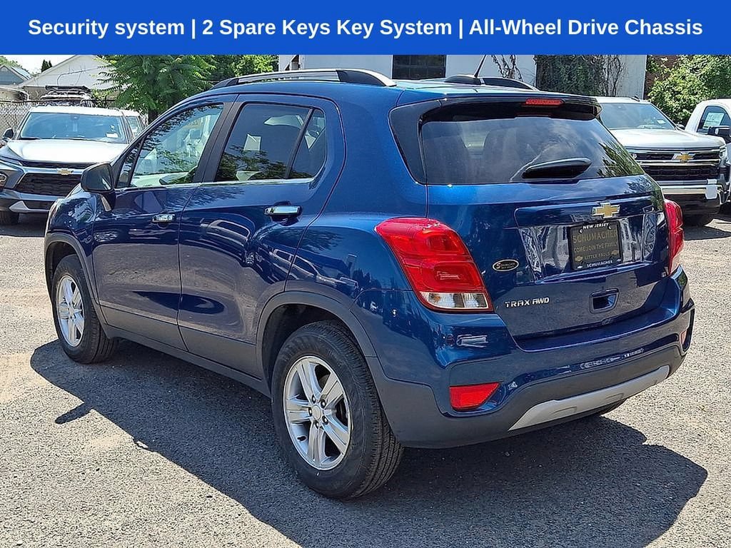 Used 2020 Chevrolet Trax LT w/ LT Convenience Package AWD/4WD image 5