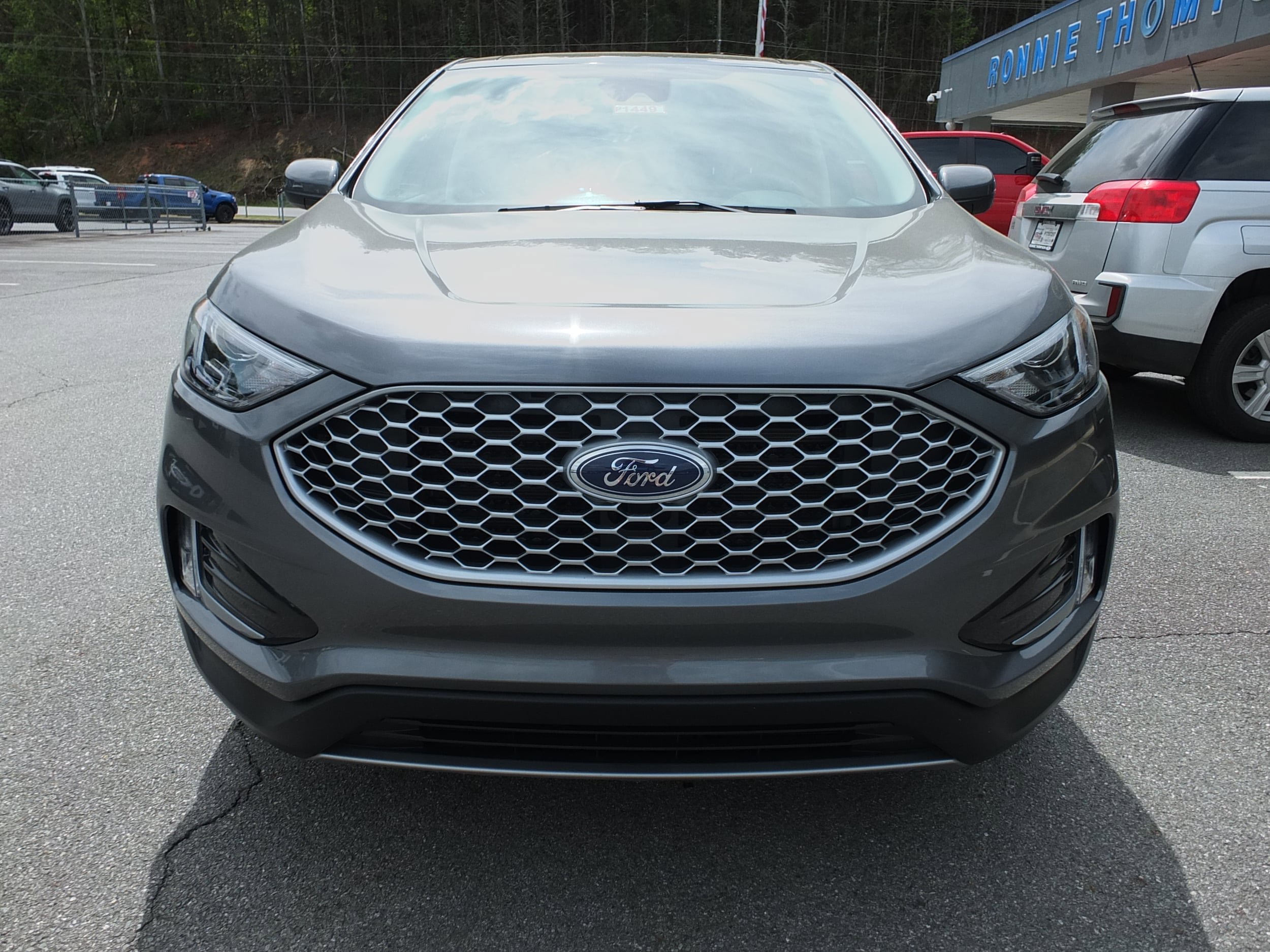 Used 2024 Ford Edge SEL w/ Convenience Package AWD/4WD image 8