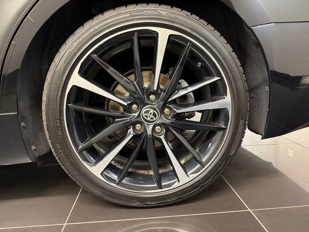 Used 2020 Toyota Camry XSE FWD image 7