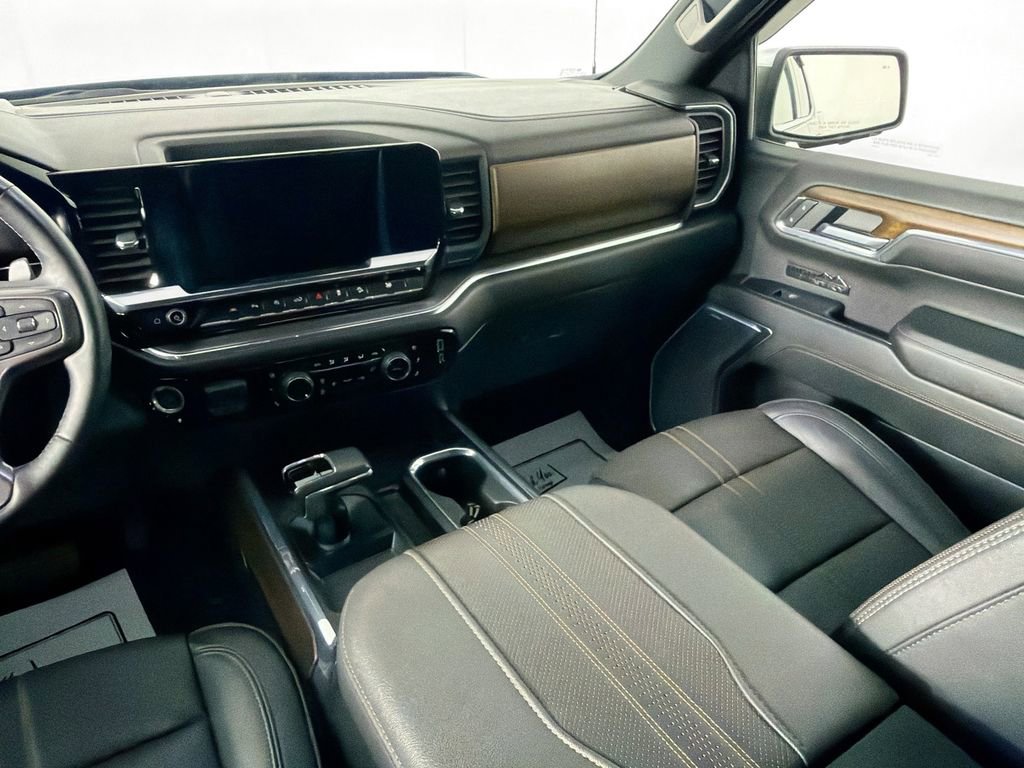Used 2024 Chevrolet Silverado 1500 High Country w/ Z71 Off-Road Package image 25