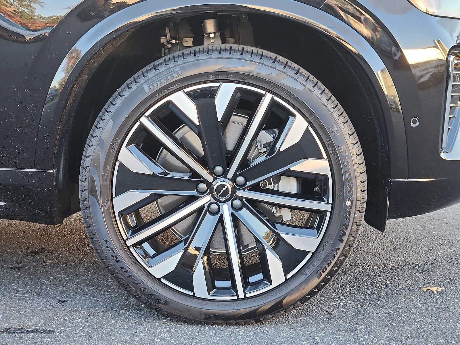 Used 2027 Volvo XC90 B6 Plus AWD/4WD image 8