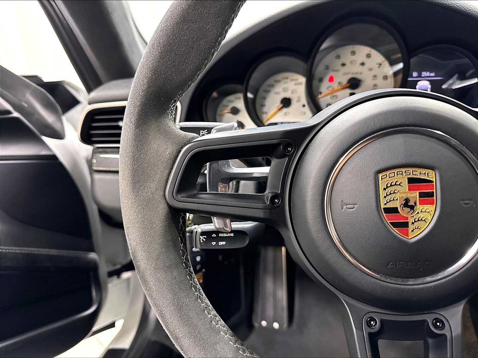Used 2019 Porsche 911 GT3 RS RWD image 21
